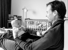 lifestyle newborn fotograaf delft baby met papa
