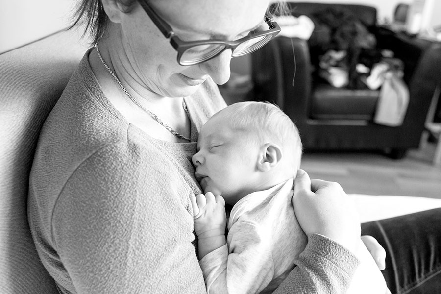 newborn bij mama