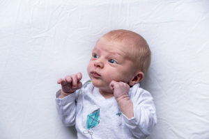 baby is wakker