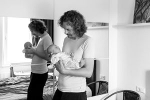 lifestyle newborn fotografie den hoorn kraamreportage