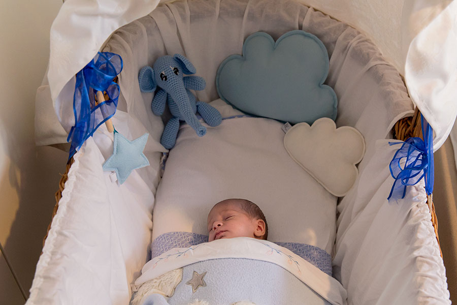lifestyle newbornfotografie den haag wieg