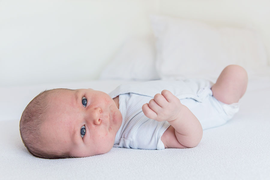 lifestyle newborn fotografie Delft baby