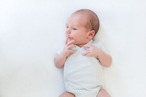 lifestyle newborn fotografie Delft baby