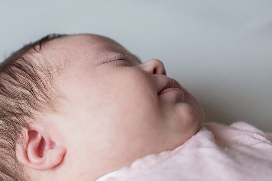 lifestyle newbornshoot babyneusje